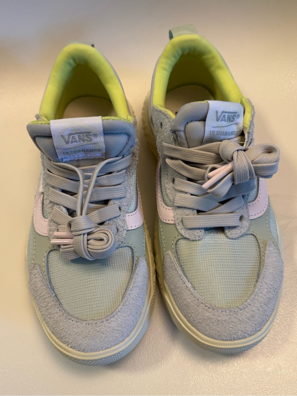 Vans Women’s UltraRange V3 Neo Mint Green Suede Sneakers Shoes Size 6 - NEW - Picture 2 of 8